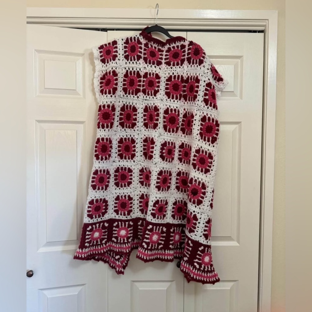 Vintage crochet throw duster. Reworked. - Picture 3 of 3
